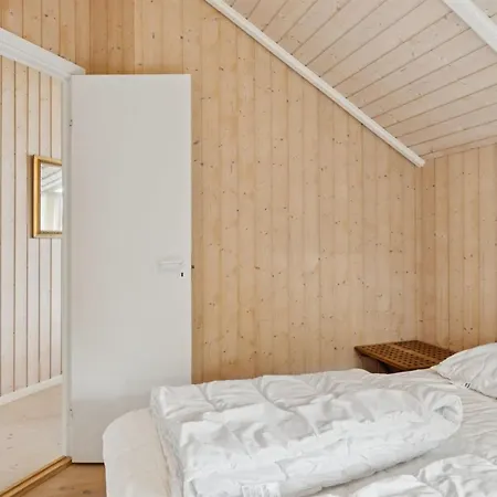 Terne - 90m From The Sea By Interhome *